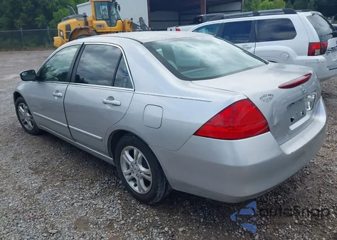 2007 Honda Accord 2.4 Se из США, поврежденный, VIN 1HGCM56397A129974